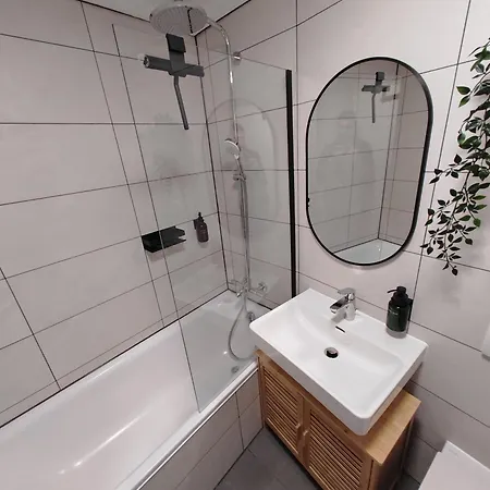 Design-Apartment I Hotelturm Augsburg I Etage 21 I Boxspring I Ausblick * 奥格斯堡