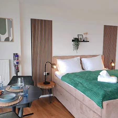Design-Apartment I Hotelturm Augsburg I Etage 21 I Boxspring I Ausblick 奥格斯堡